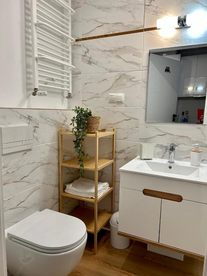 Apartamenty Pl. Wolnosci 6 포즈난 외부 사진